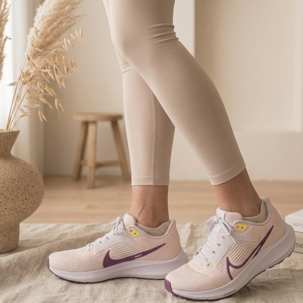 Nike Air Zoom Pegasus 40 Running Shoes Womens 7.5 Guava Ice / Vivid DV3854-800